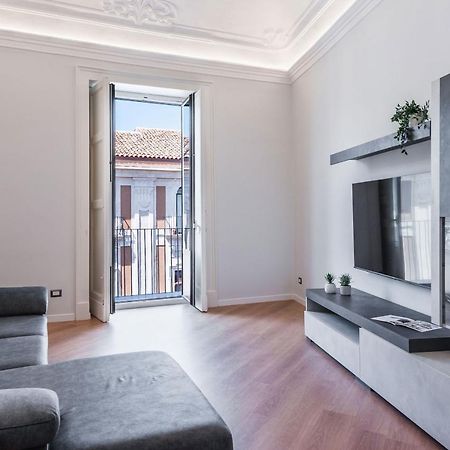 Etnea Modern Apartment By Wonderful Italy Catânia Exterior foto